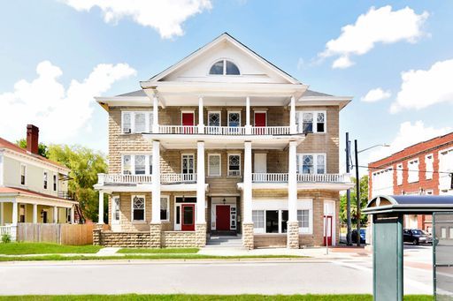 1018 & 1020 E Anderson St