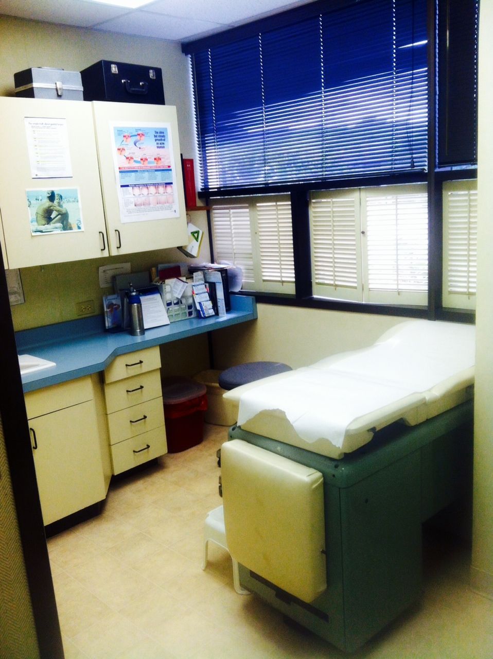 Examination Room — Kailua,HI — Kailua Dermatology Associates Ltd
