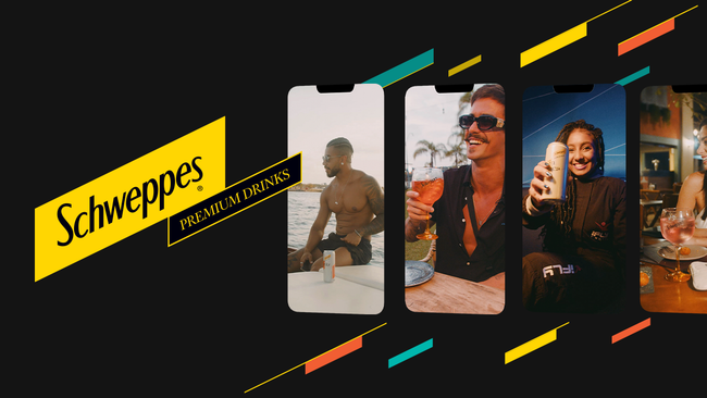 Um anúncio da Schweppes com uma colagem de fotos de pessoas segurando bebidas.