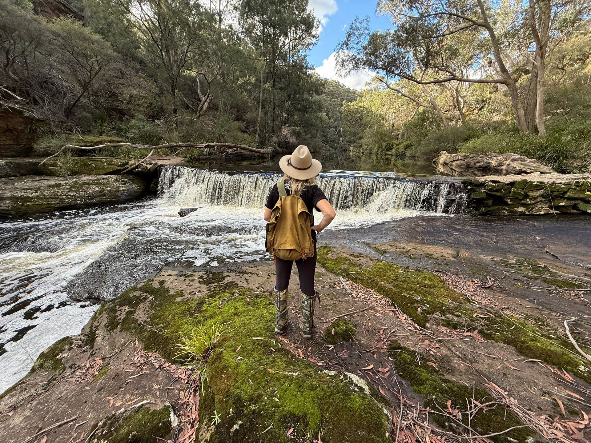 blonde at weir