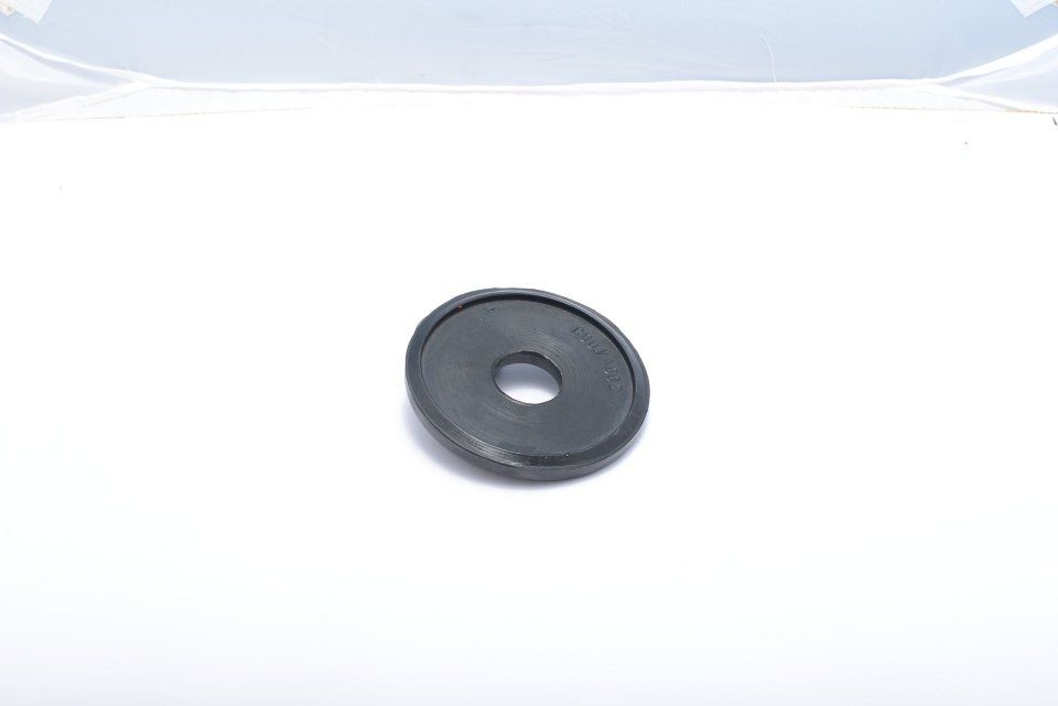 Piston seals and valves
