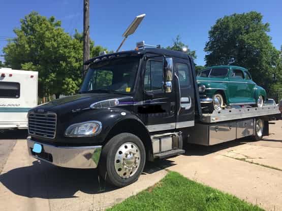 Junk car towing picture in minneapolis mn