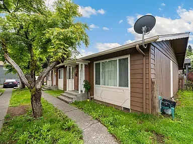 3219/3221 Grand Blvd, Vancouver, WA 98661