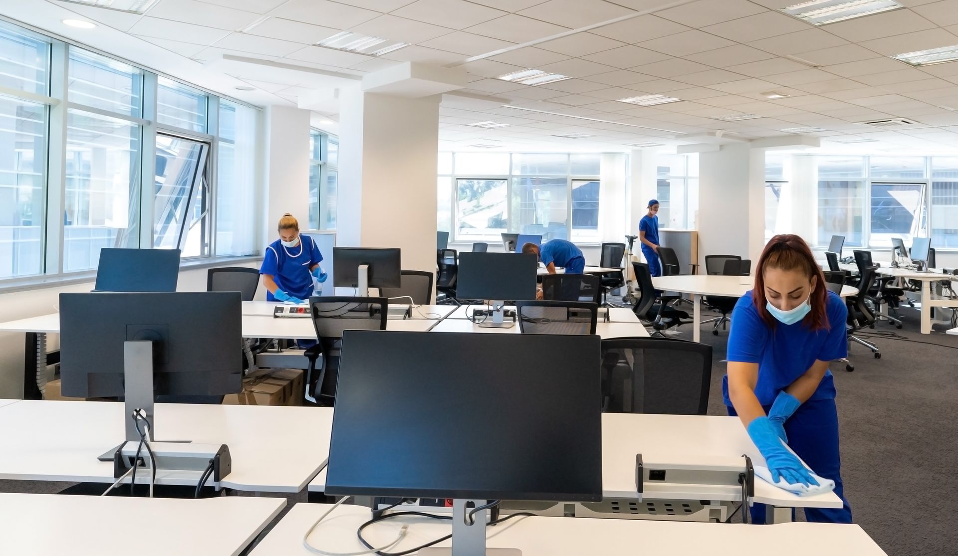 hire a professional cleaning company in Tempe, AZ