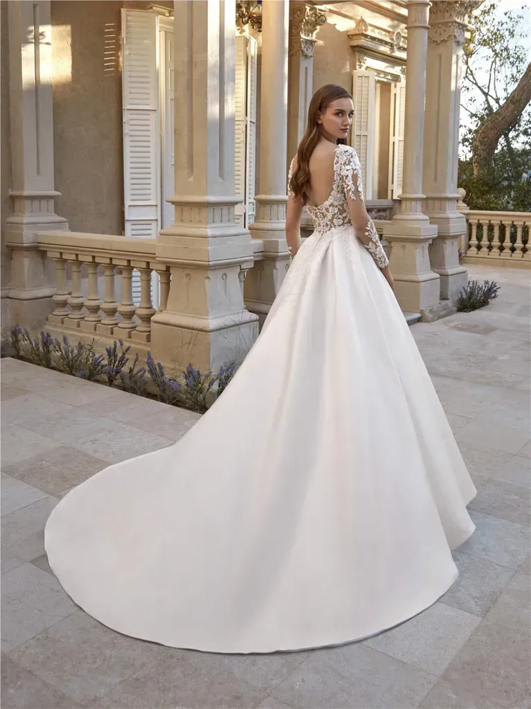 ABITO DA SPOSA ROMANTICO