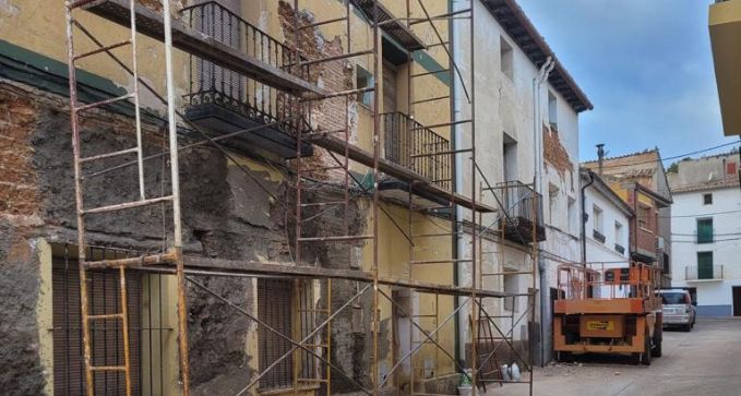 revestimiento de fachada con mortero de cemento en oviedo
