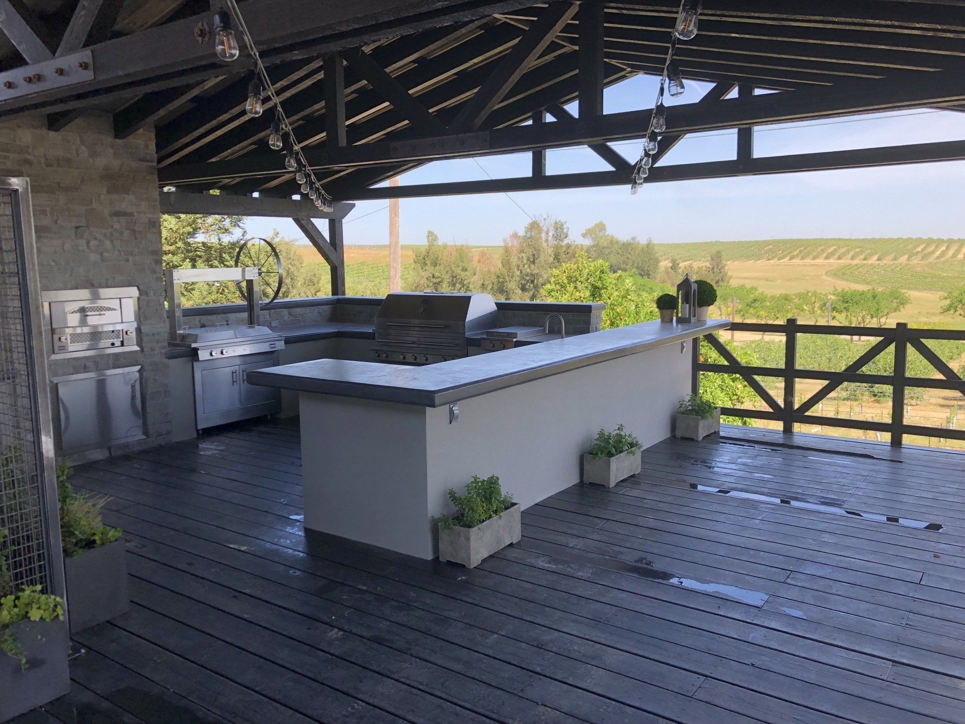 Country Project Outdoor Space Bar