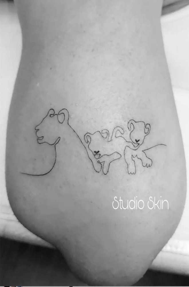 Fineline tattoo