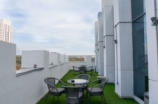 An image of commercial Artificial Grass Installation in Burbank CA