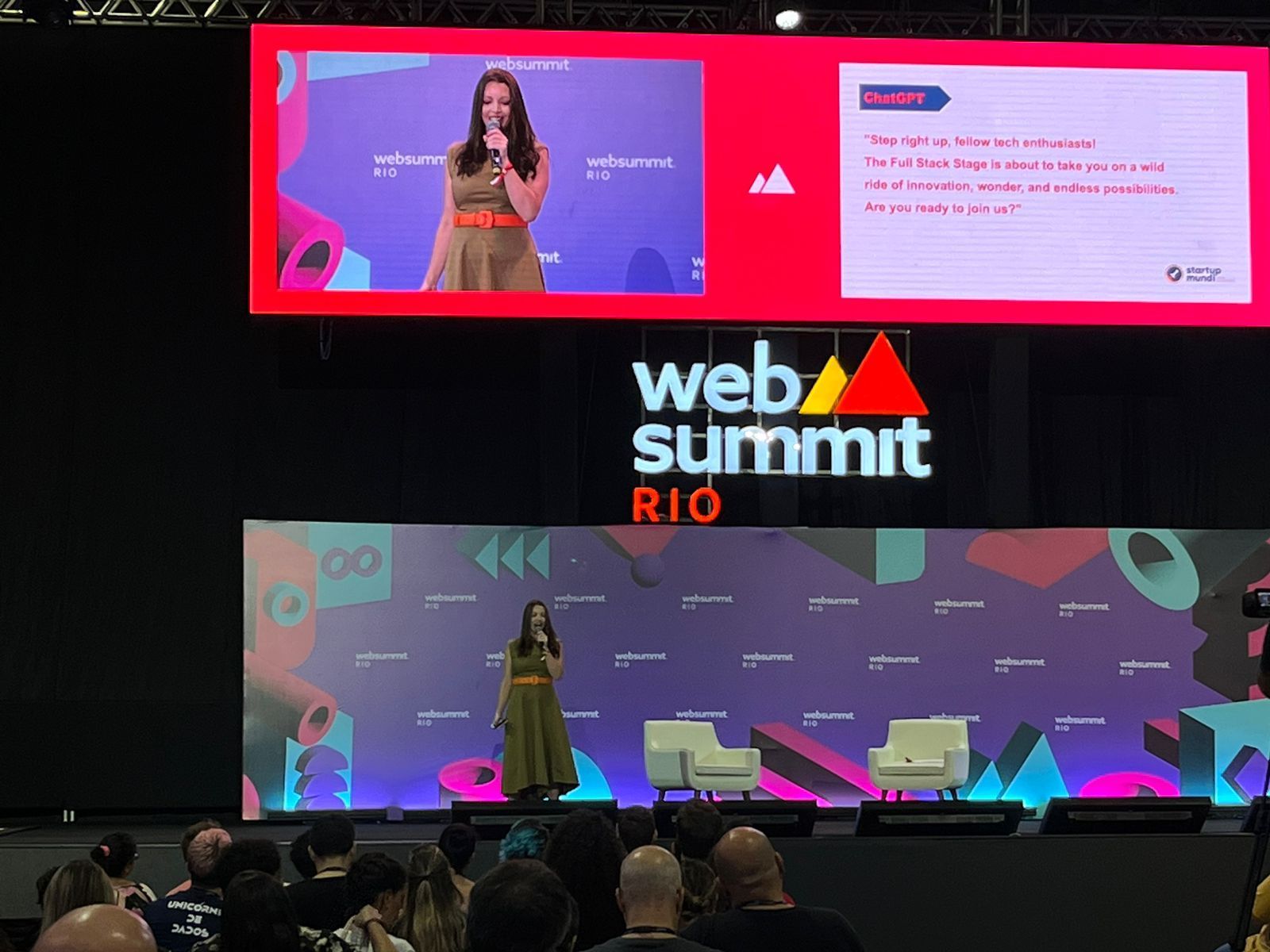 Fabiele Nunes no Web Summit Rio palco FullStck