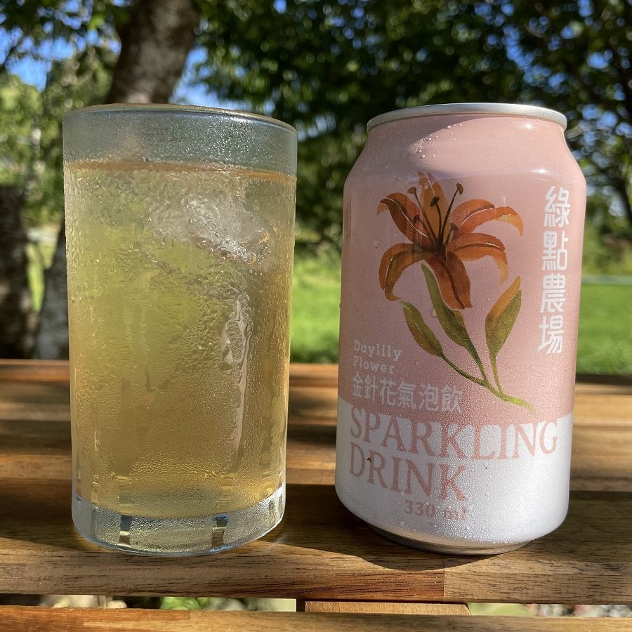 花蓮特色金針花氣泡飲