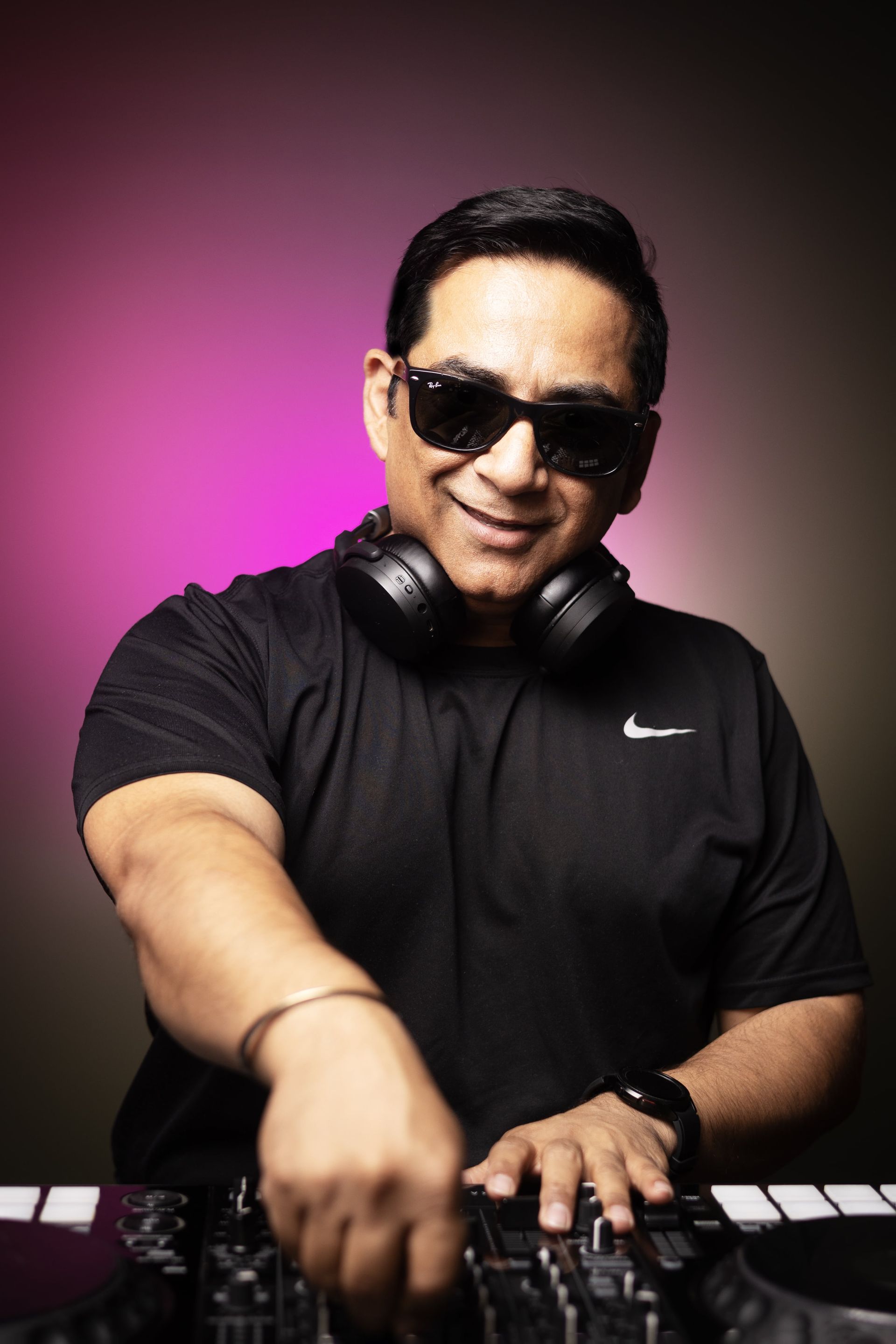 dj meet wedding dj melbourne
