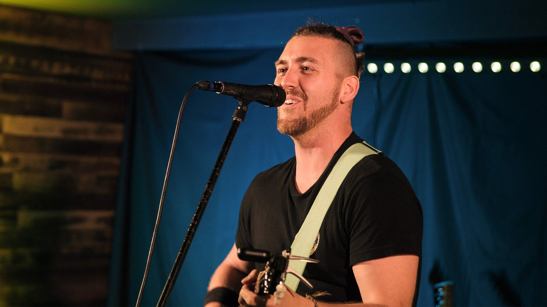 rory acoustic solo