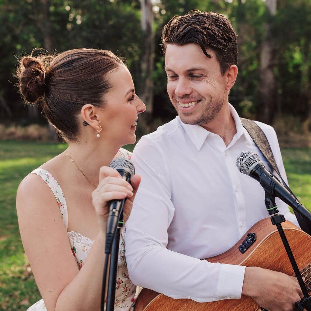 Brad & Brodie wedding duo performing in Bundaberg