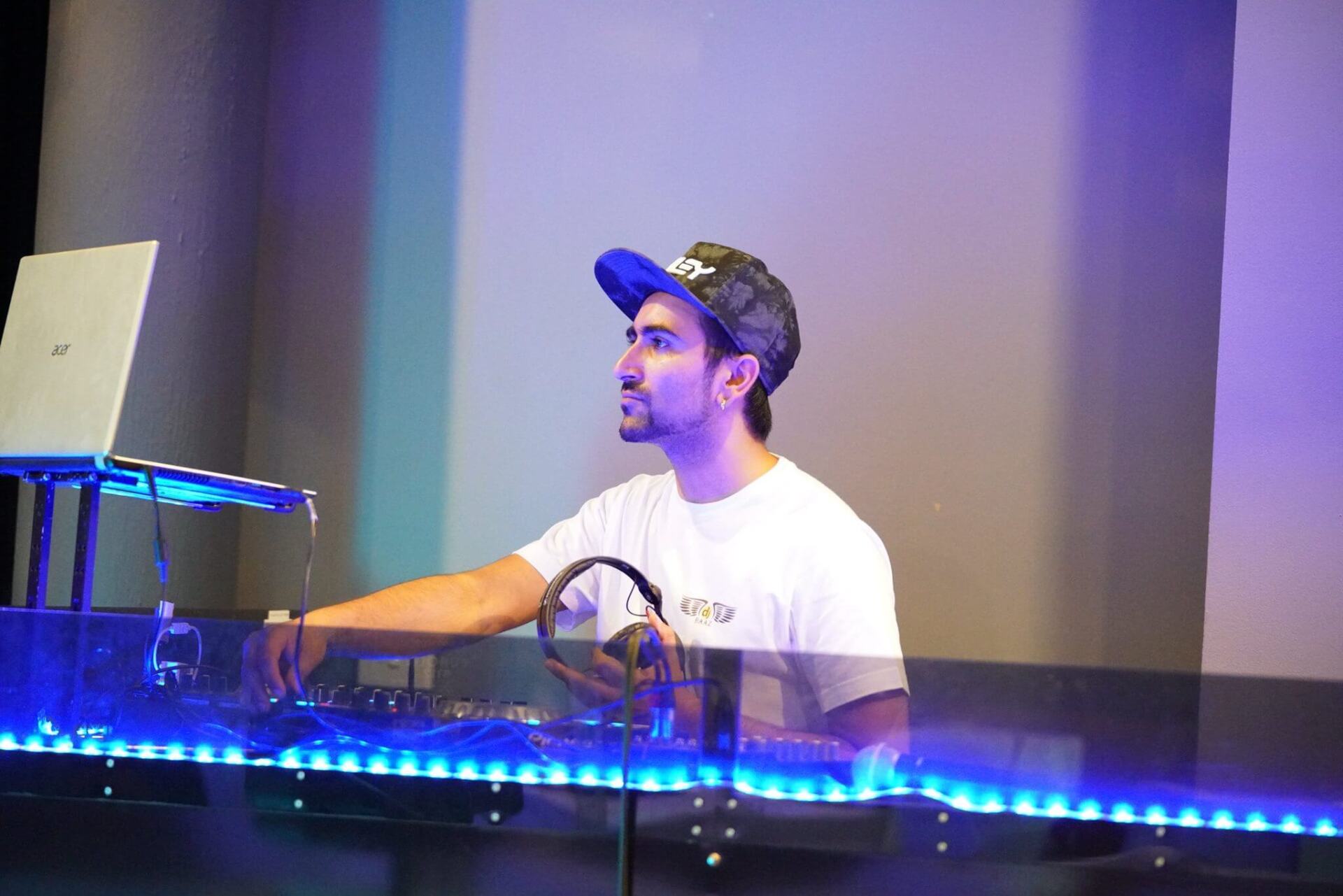 dj baaz bollywood
