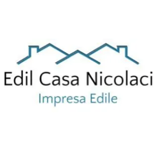 Logo per Edil Casa Nicolaci, impresa edile italiana, con sagome di case blu e testo nero.