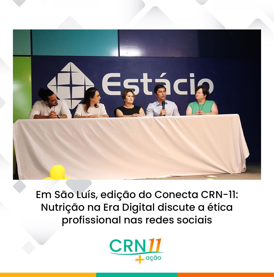 Painel de evento com cinco pessoas à mesa, logo Estácio e texto sobre nutricão e ética nas redes sociais.