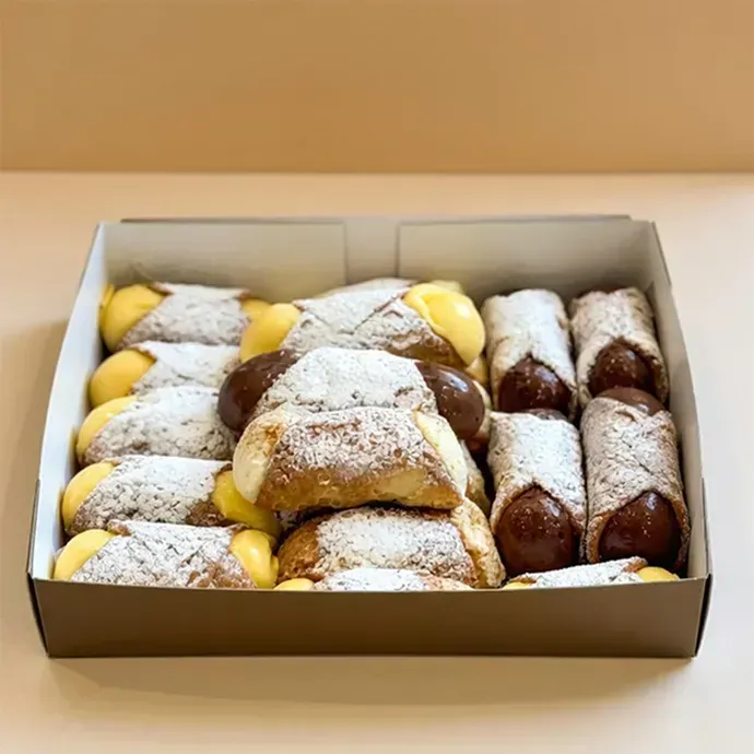 cannoli box with assorted fillings