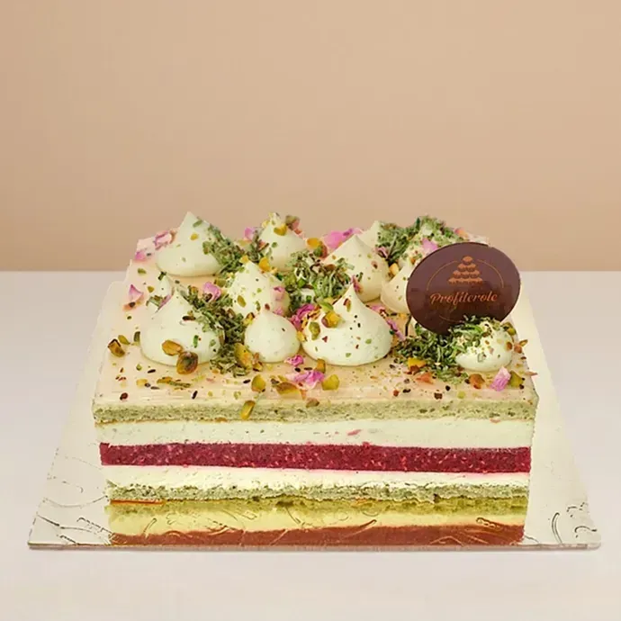 pistachio raspberry bliss cake