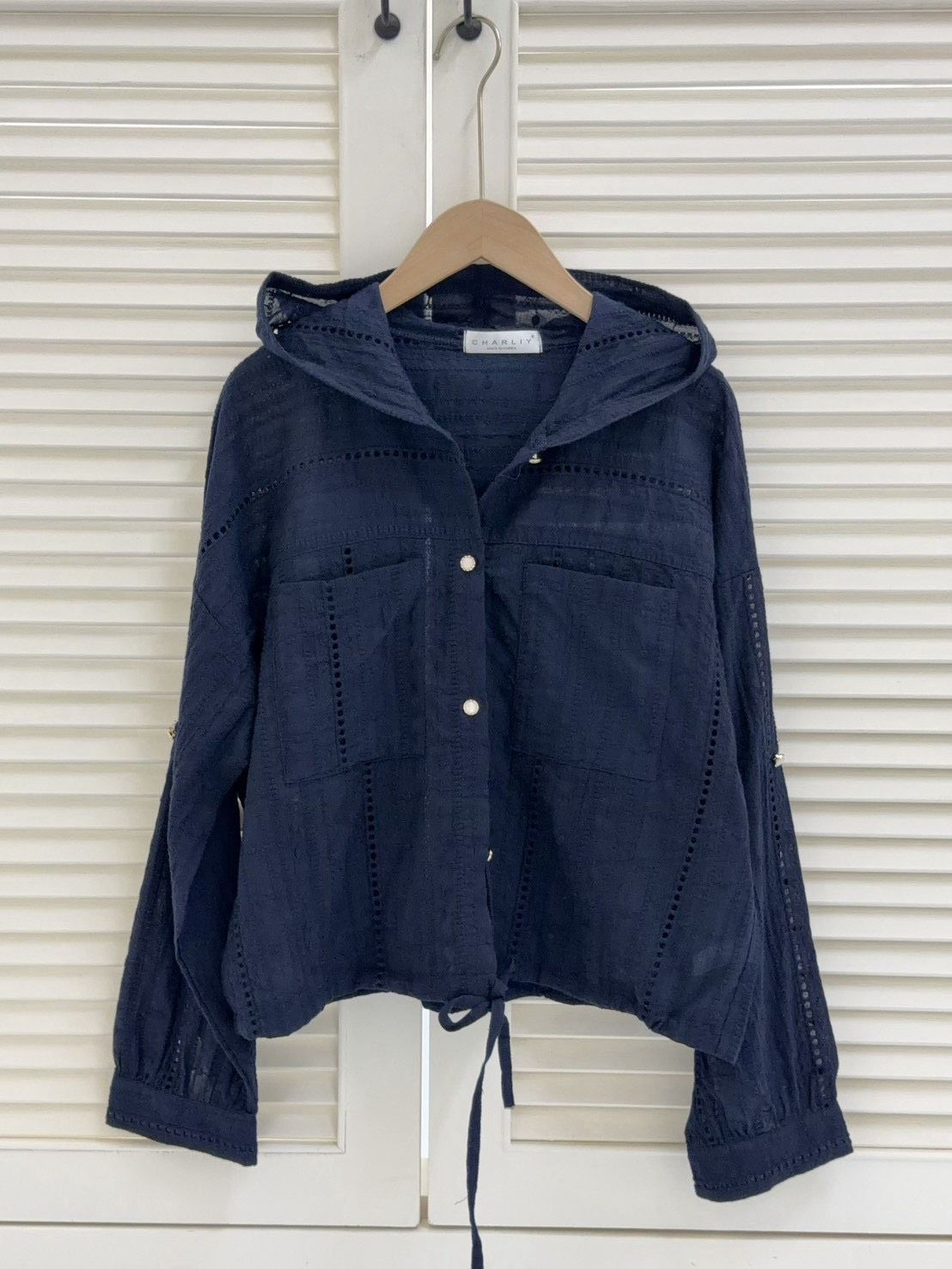 新款韓國??刺繡下綁帶連帽外罩