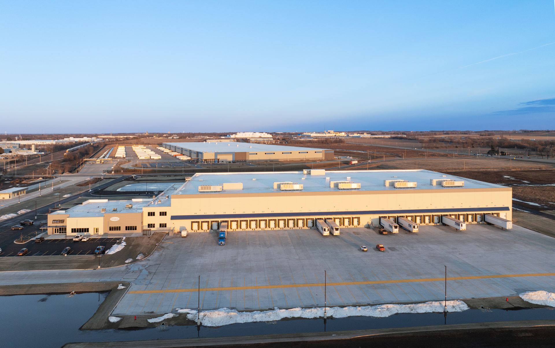 Drone photo of the New LAC facility's dock doors