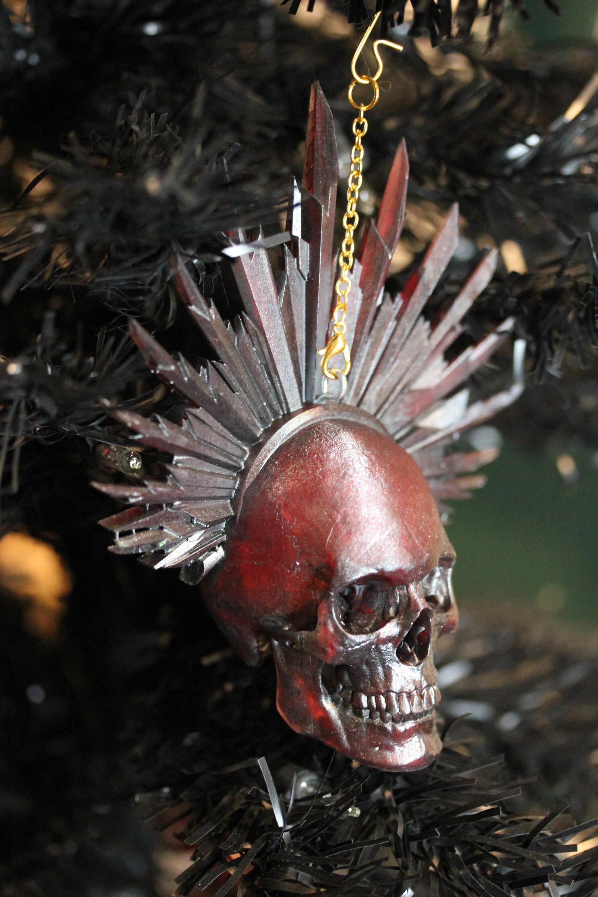 Skull With Rays:  Transparent Red