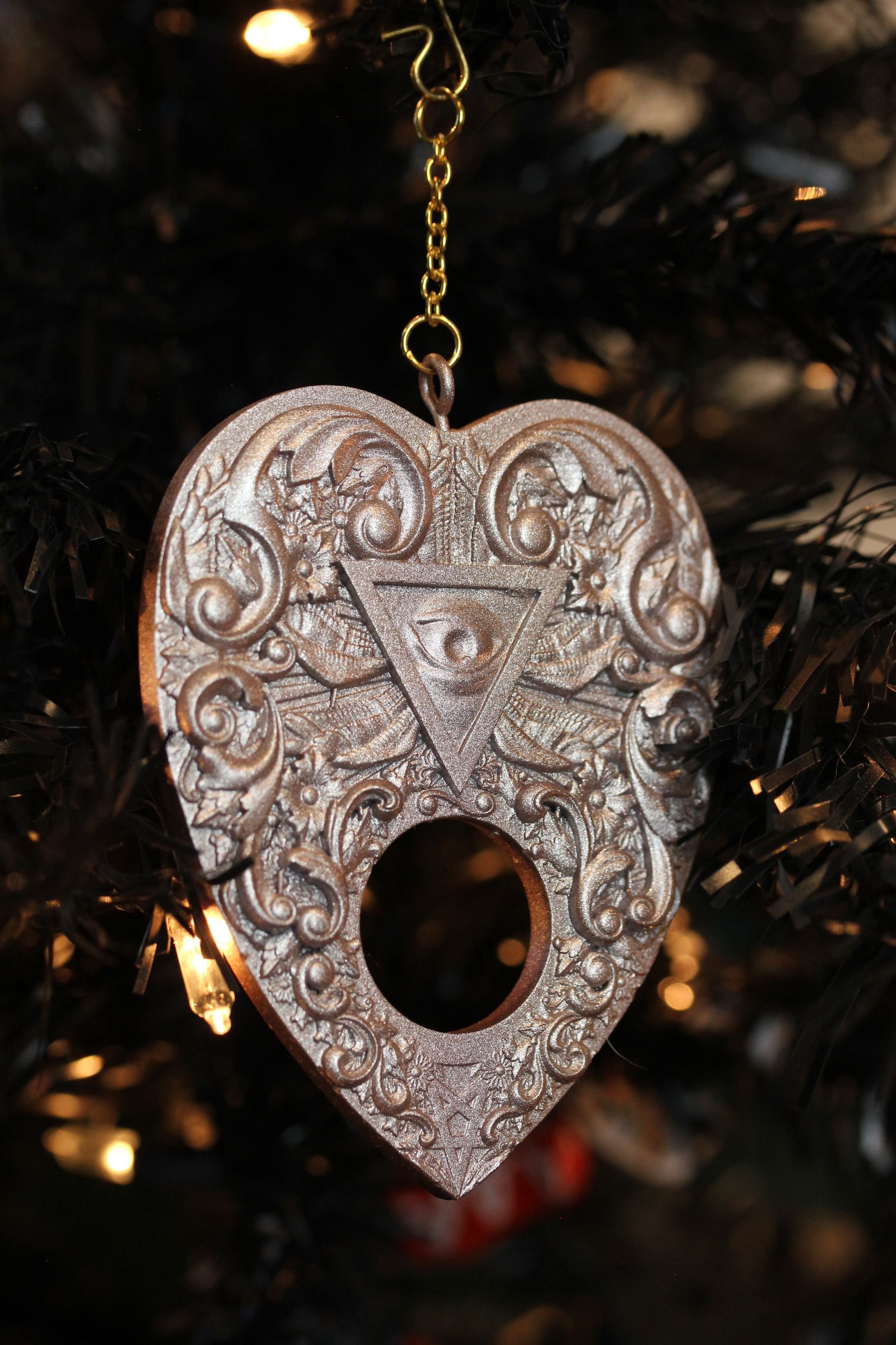 Planchette: Gold