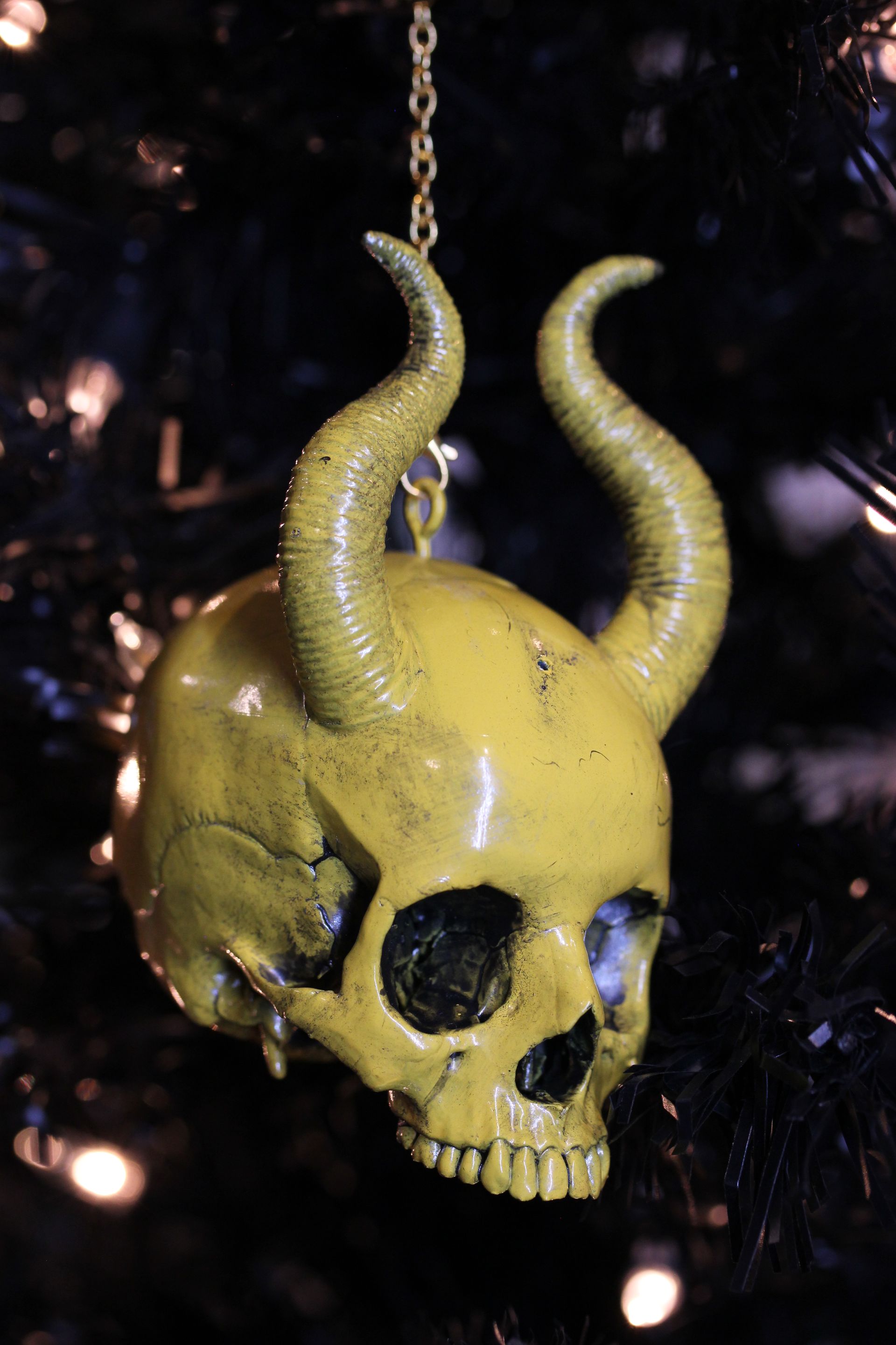 Baby Skull With Horns: Yellow Antique