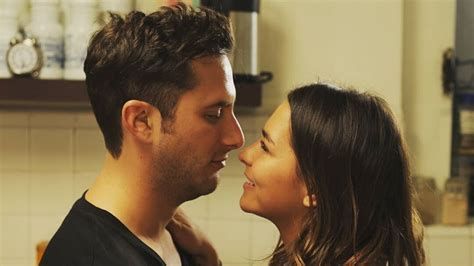 il protagonista di Come sopravvivere da single