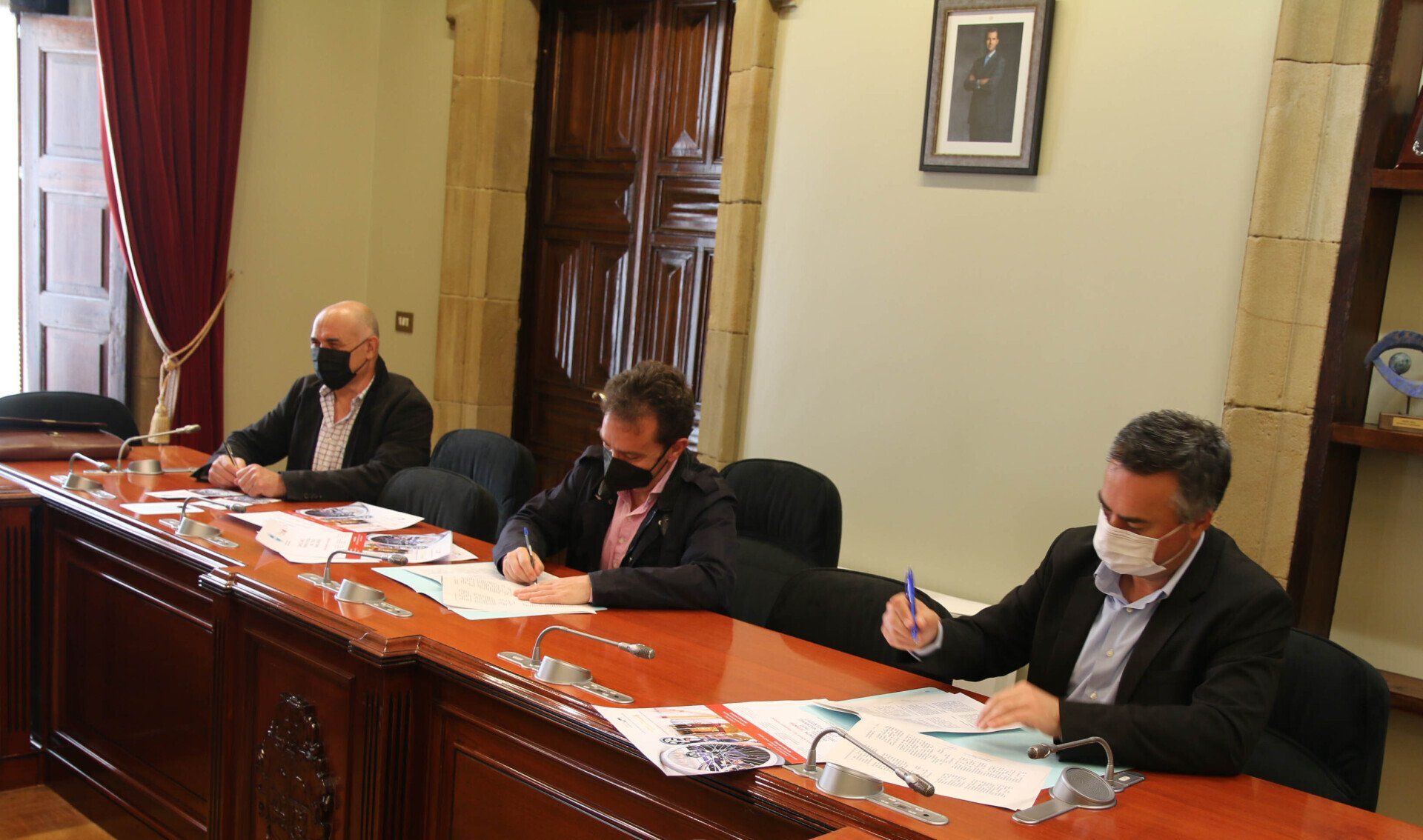 Firma convenio BAT Ermua
