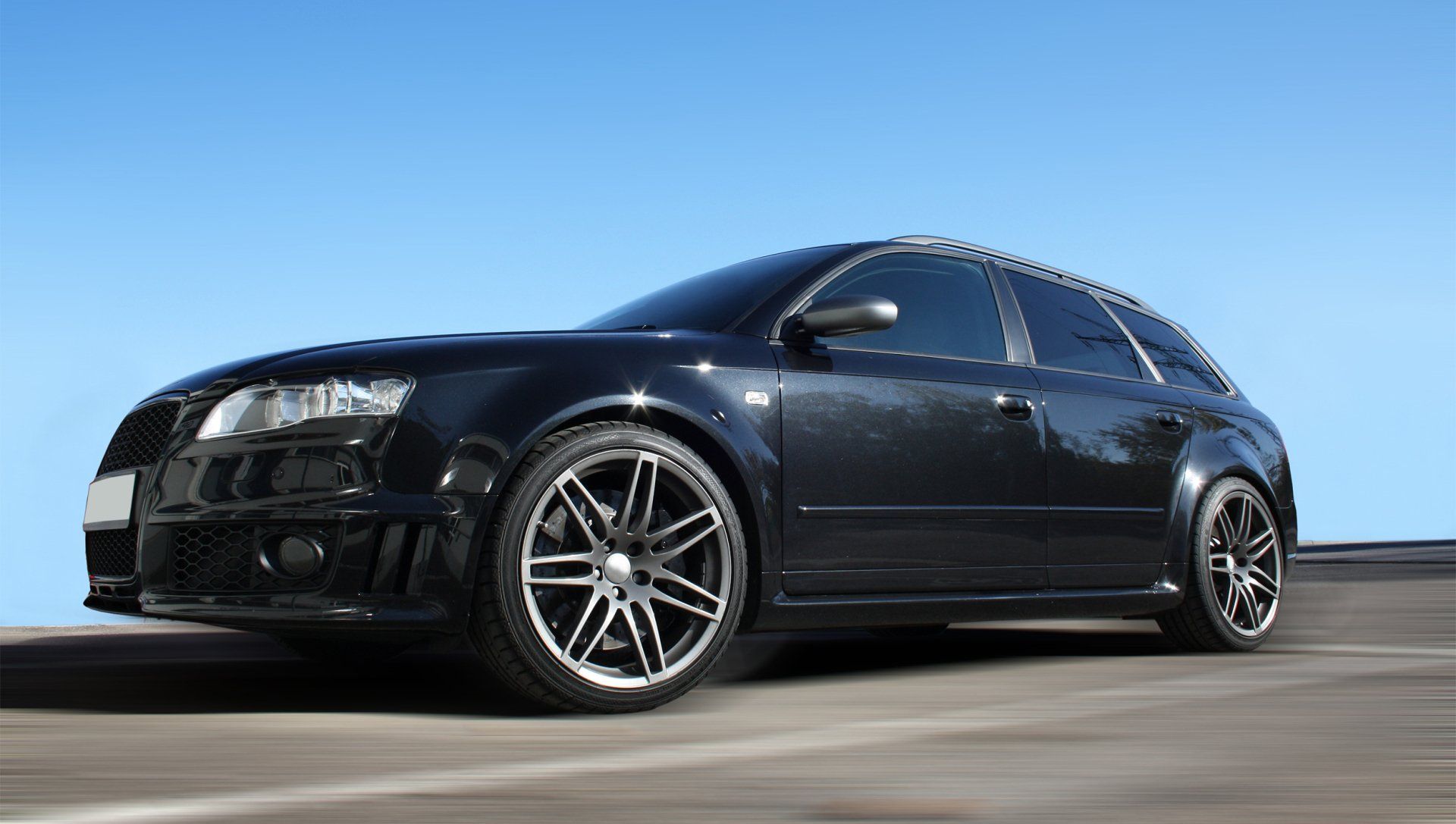 DYED WINDOW TINT