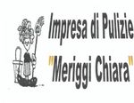 Logo in bianco e nero per “Impresa di Pulizie Meriggi Chiara” con una donna delle pulizie e un secchio