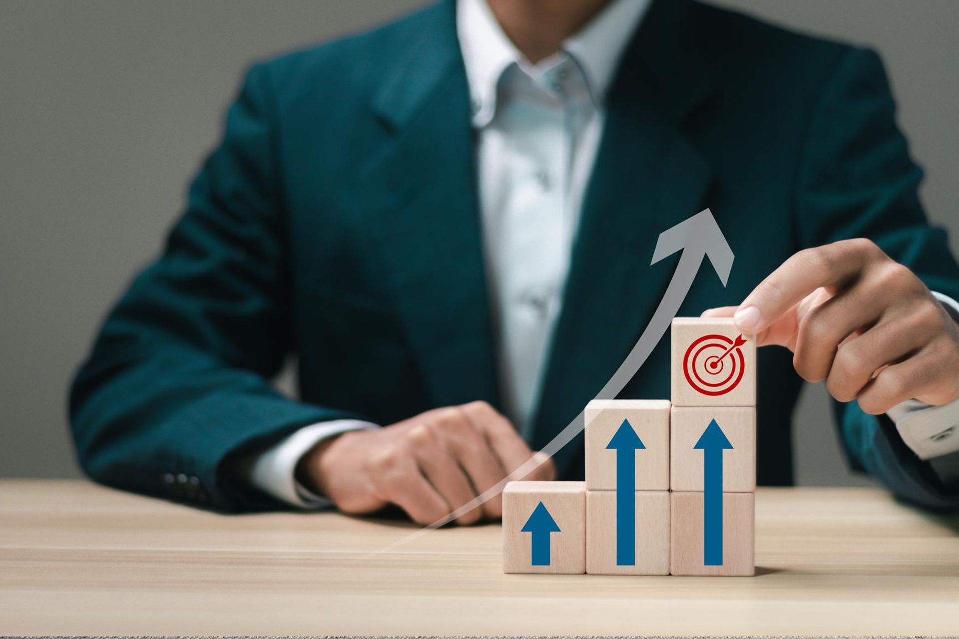 Sales opportunity management dashboard showing active deals