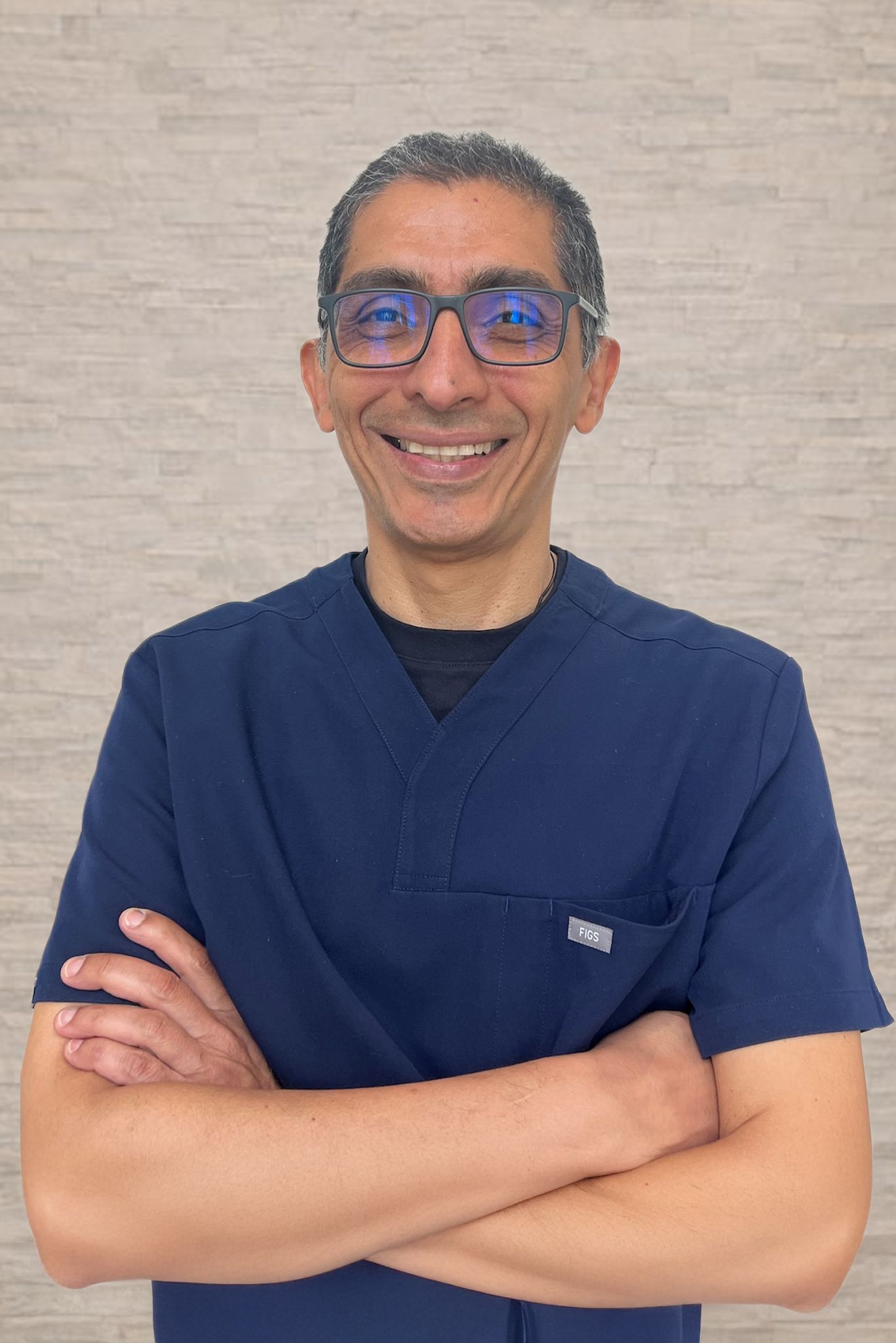 Dr. Angulo