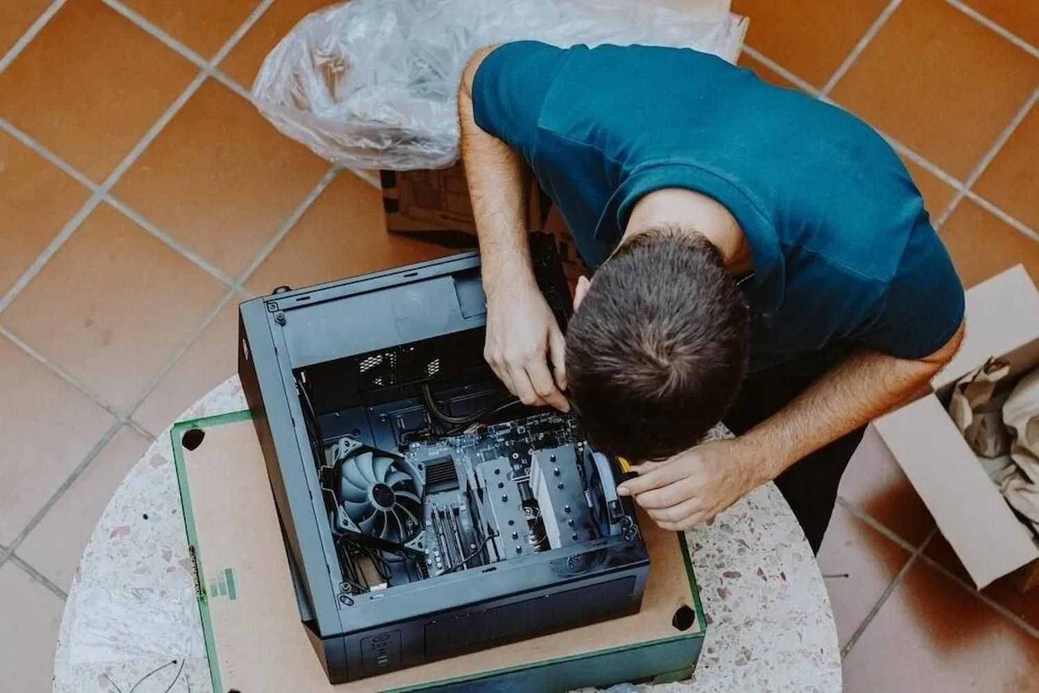 Tech Repairs In Charmhaven Fixing A Desktop Computer