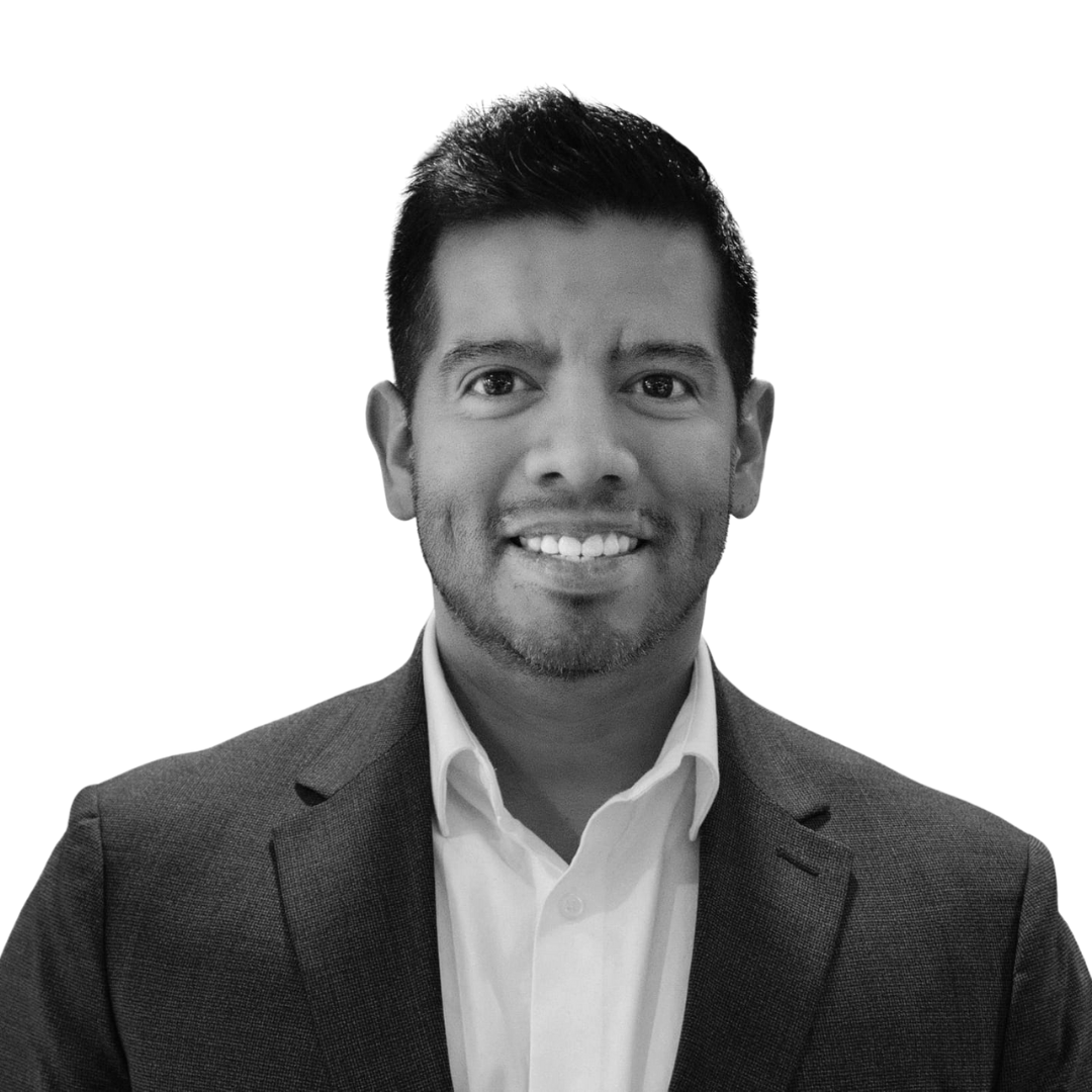 Jose Esparza & Associates Logo