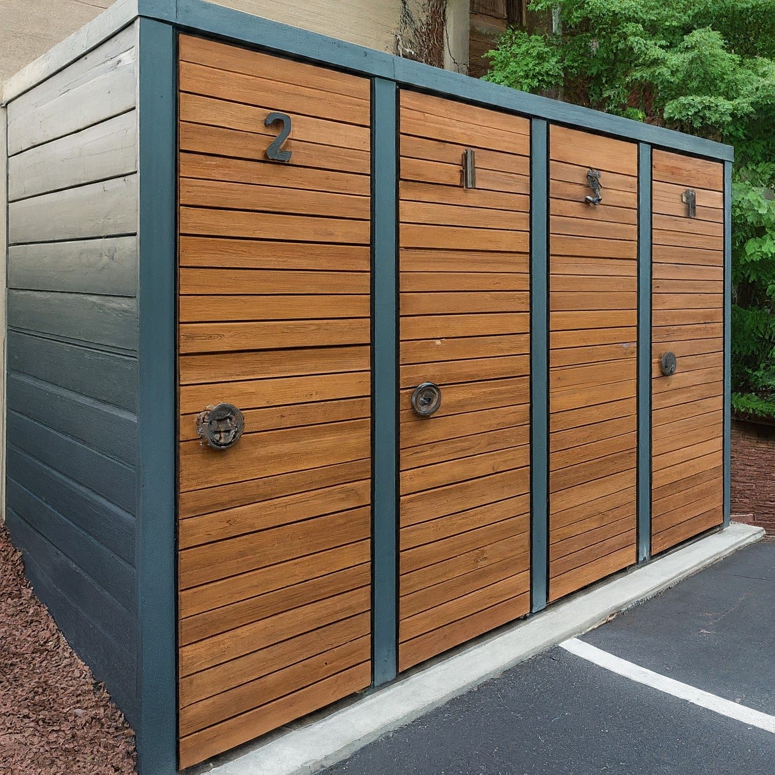 multifamily storage, storage lockers.