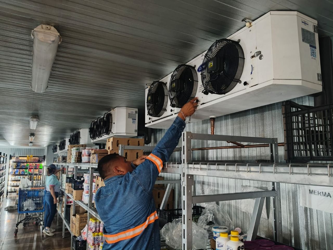 Instalaci&oacute;n de equipos