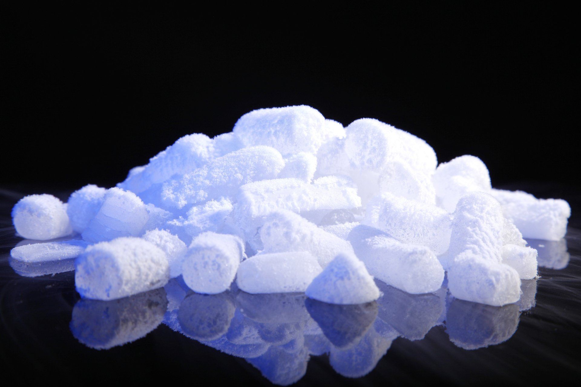 Dry Ice — Mundelein, IL — Lakeland Dry Ice