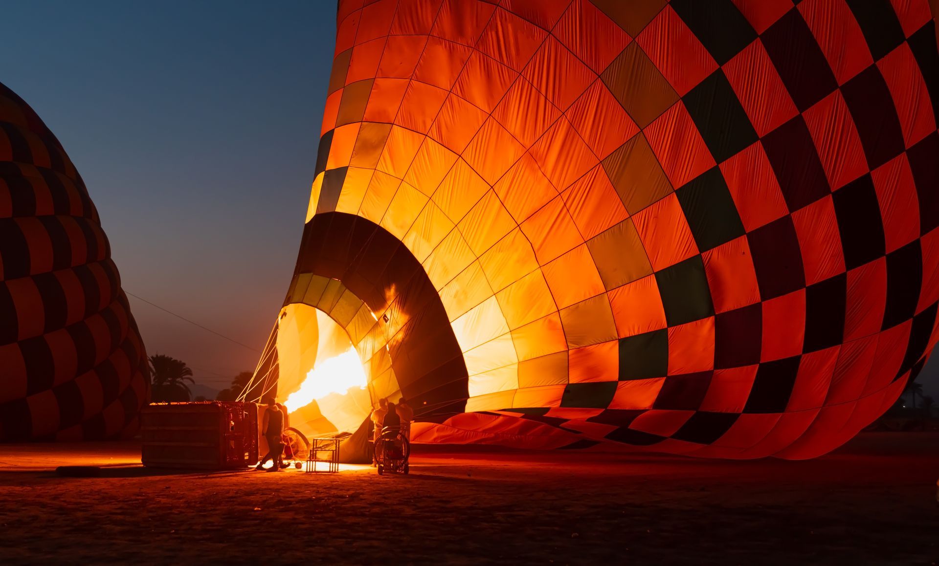 HOT AIR BALLOON