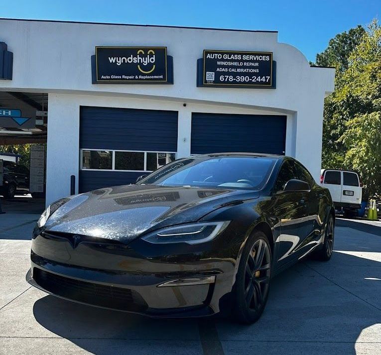 Windshield installation near Roswell, GA