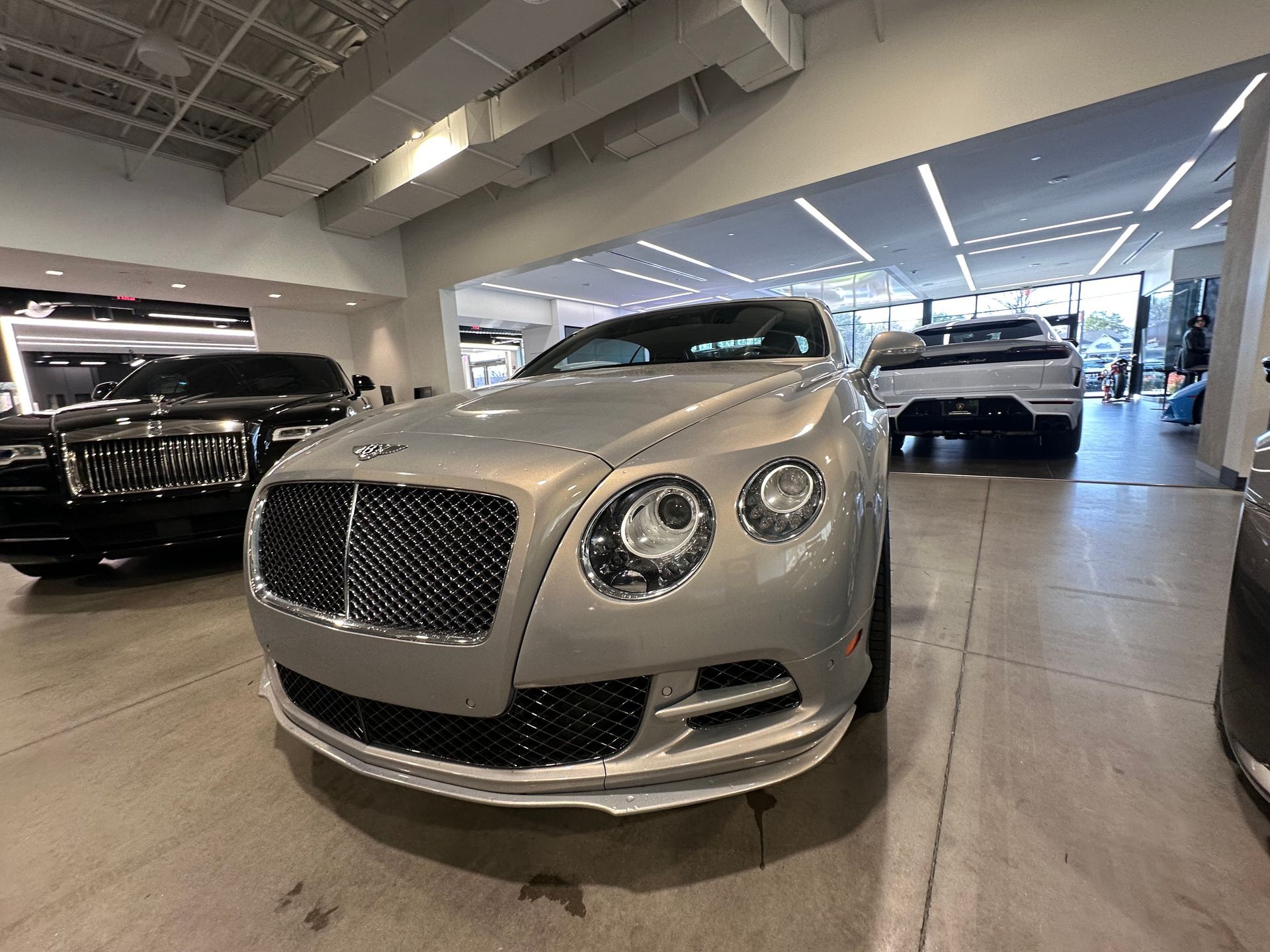 Bentley windshield replacement in East Cobb, GA