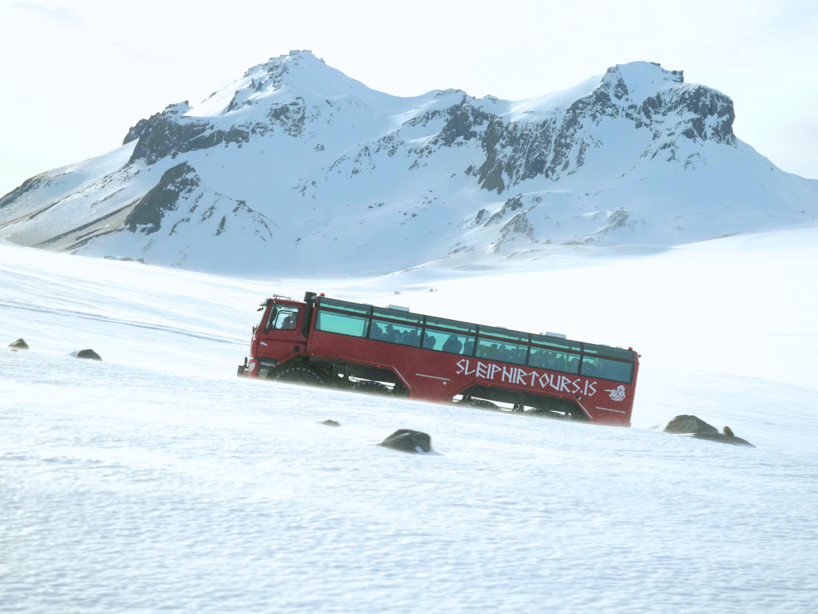 monster_truck_iceland_langjokull