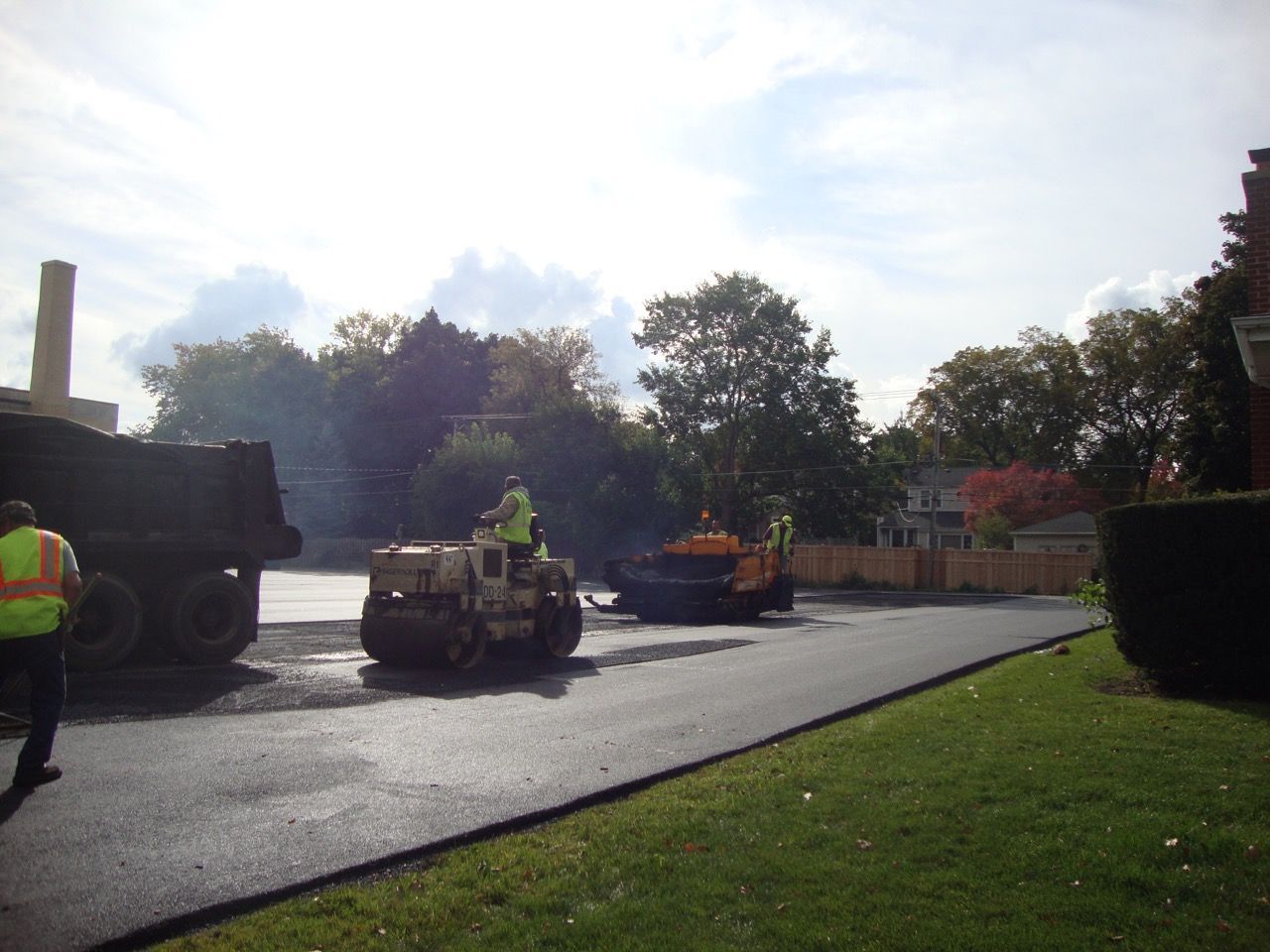 Large Service Vehicles | Elgin, IL | RG Asphalt & Concrete LLC