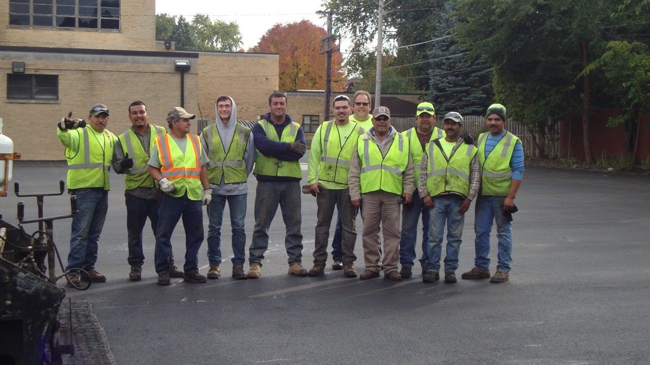 Asphalt And Concrete Service Team | Elgin, IL | RG Asphalt & Concrete LLC