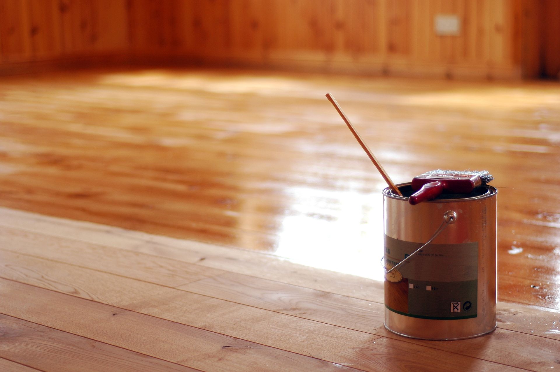 Floor waxing