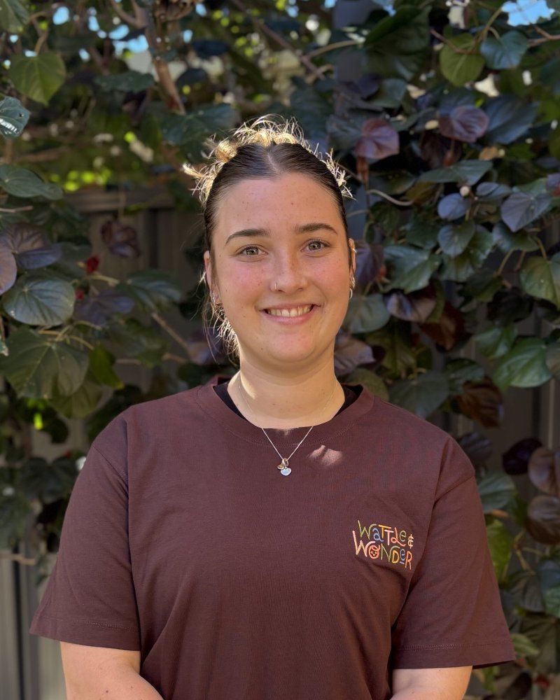 Holly from the Wattle & Wonder Kardinya team