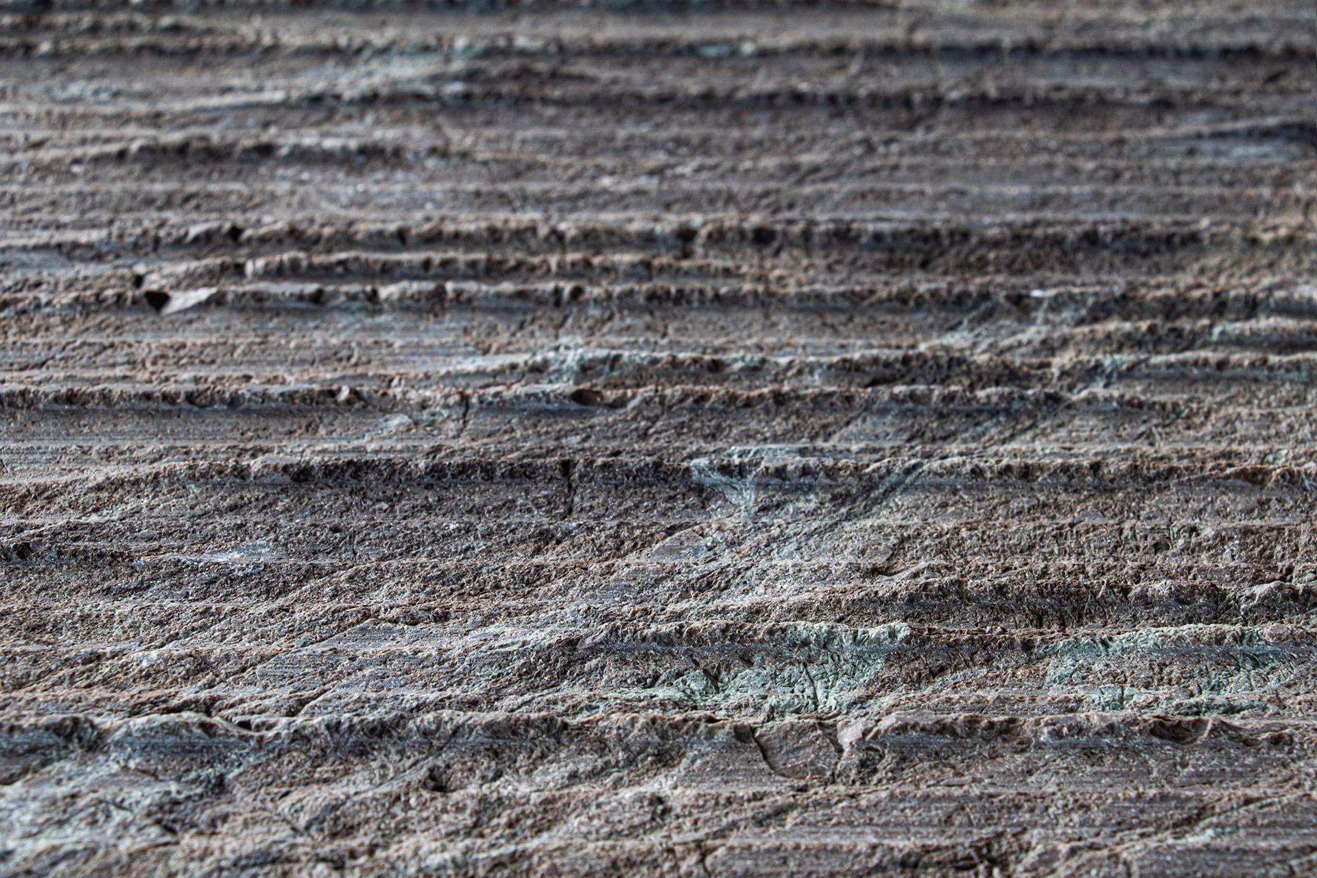 Quarzite Rainforest Rain Finish