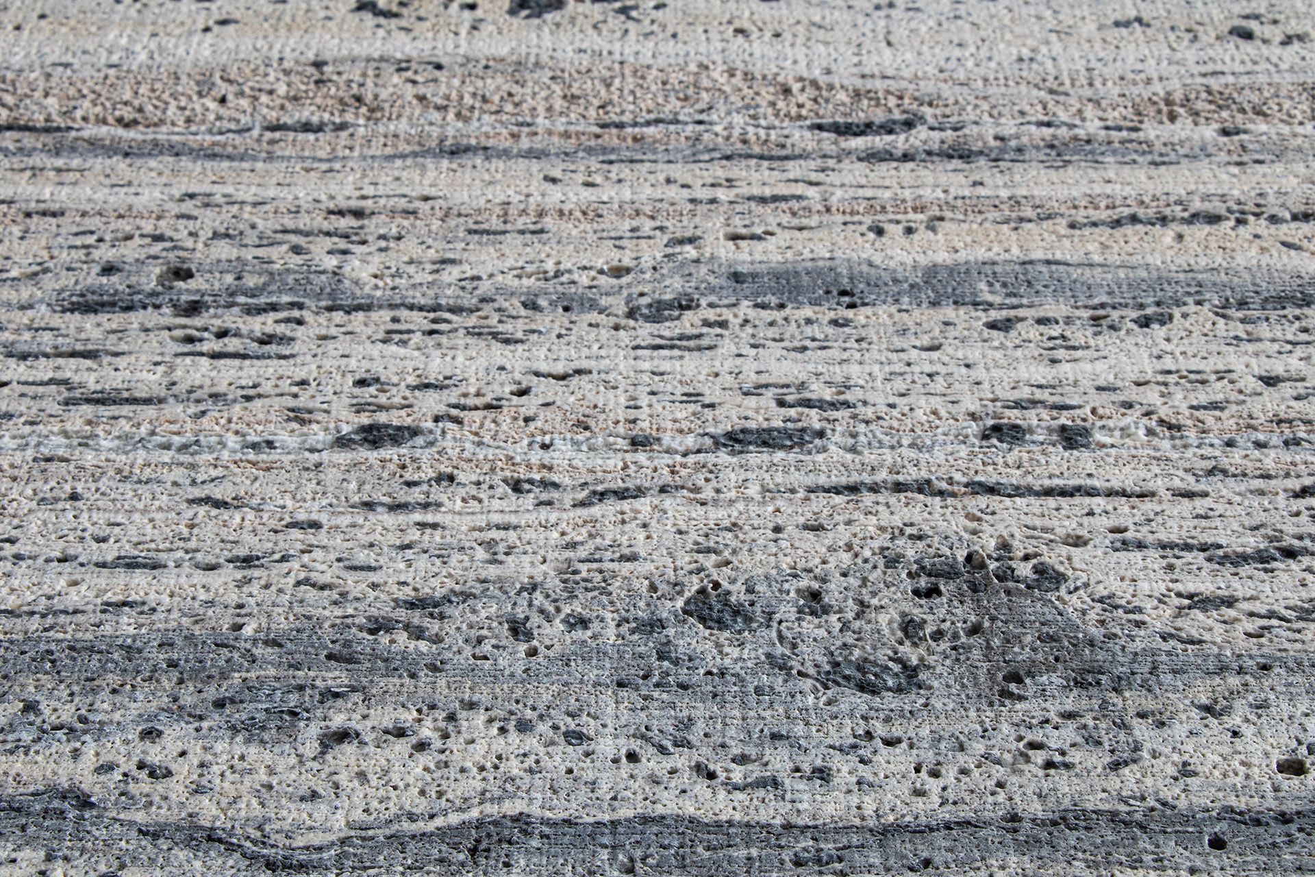 Travertino Black Label Linen Finish