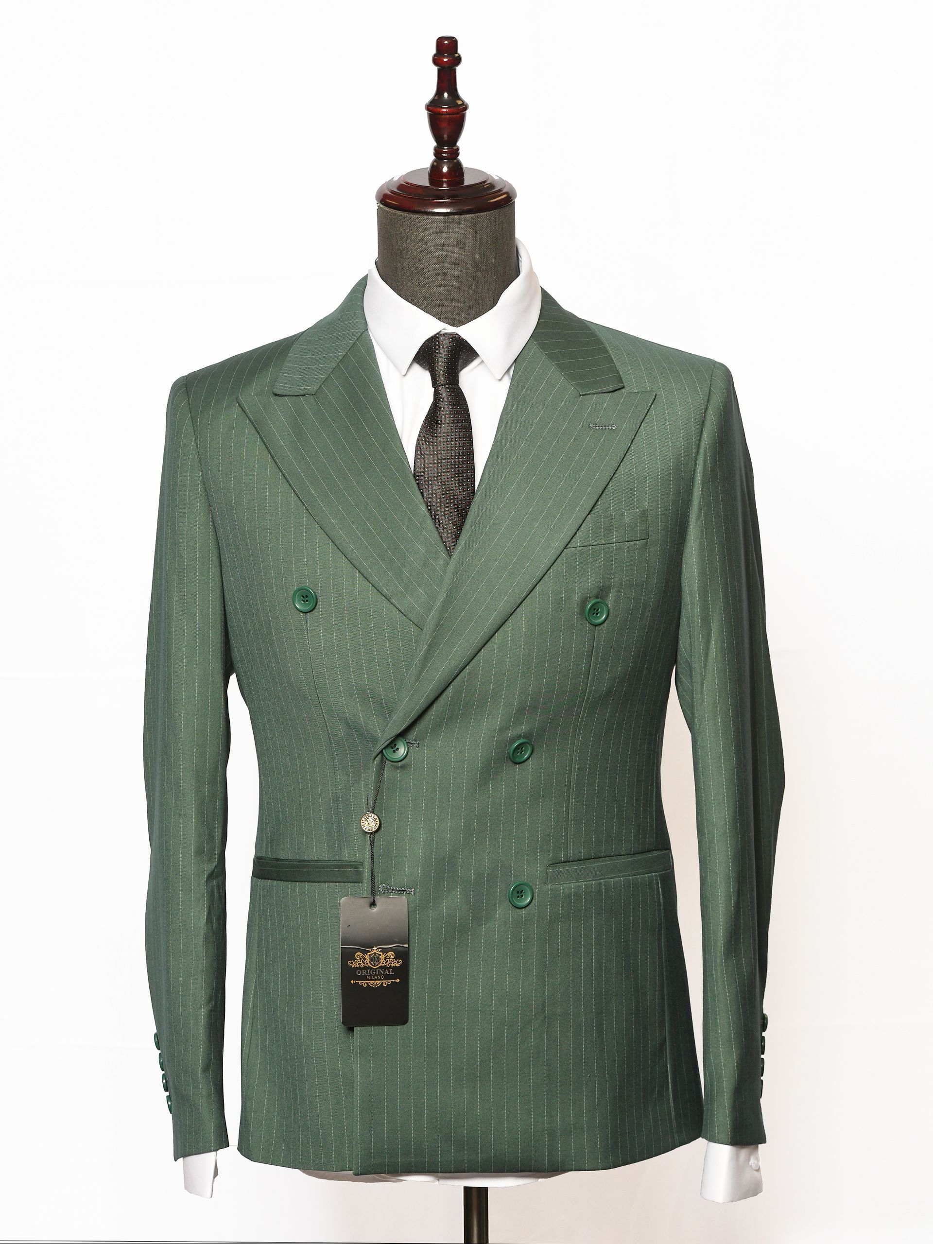 Green Double Breasted Summer Casual Fashion Suit two-pieces big pointed collar